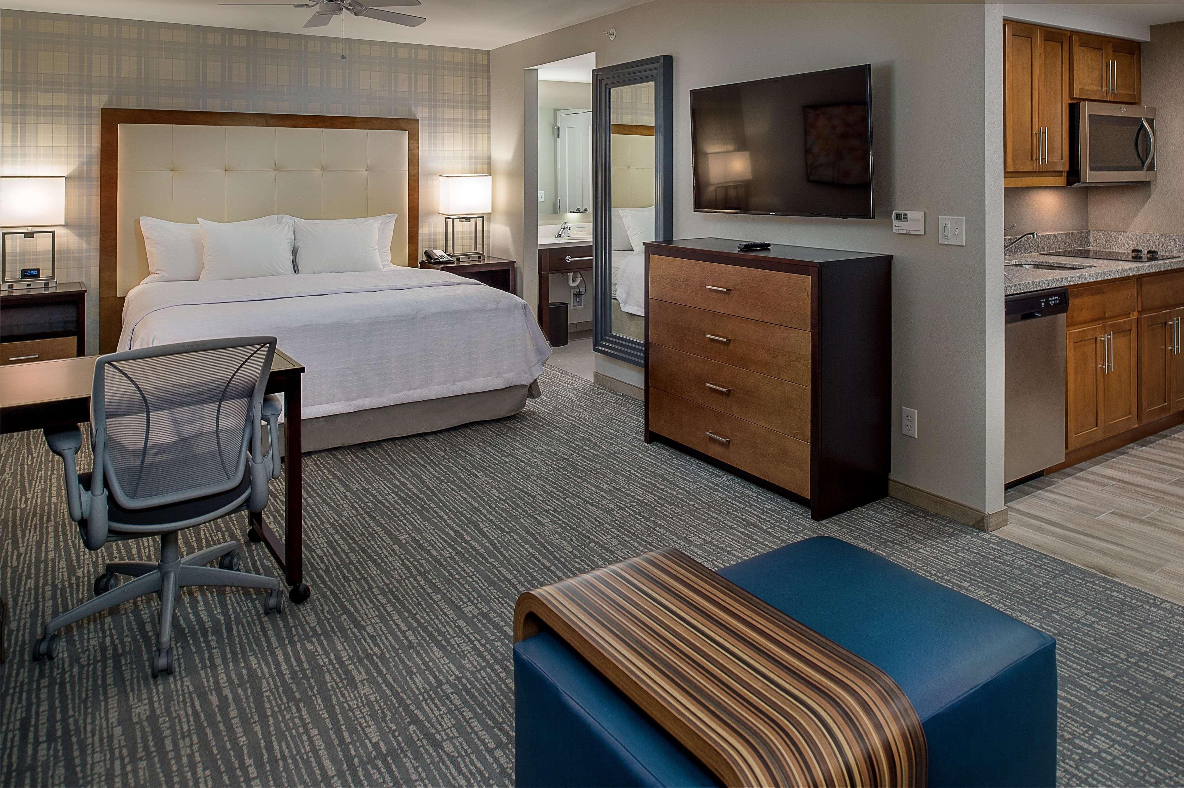 Homewood By Hilton St. Louis Westport Hotel 3*